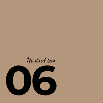 Podkład Moon Touch 06 Neutral Tan, zbliżenie na kwadratową próbkę koloru z numerem odcienia.