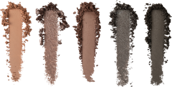 Paleta cieni do powiek Andromeda Skies: pięć brązowo-czarnych, matowych i błyszczących swatche na czarnym tle.