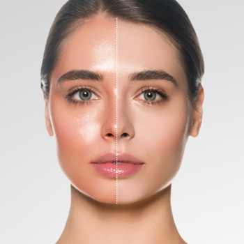 AA Blur Sheer Neutral Medium podkład: kobieta, pół twarzy z błyszczącą, nierówną cerą, pół z gładkim, naturalnym efektem.