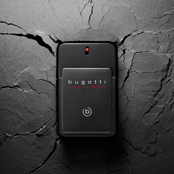 Bugatti Signature Carbon EDT, elegancka czarna butelka z logo, widok z góry na tle spękanej skały.