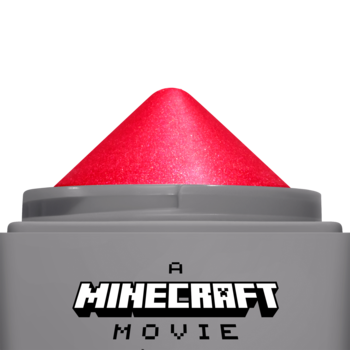 NYX Minecraft Movie kremowy róż w sztyfcie, intensywnie czerwona stożkowa końcówka, widok z bliska.