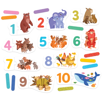 Widok z góry na 10 dwuelementowych puzzli Czuczu Cyferki z numerami 1-10 i zwierzętami, plus patyczki.