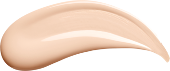 Zbliżenie na kremowy swatch podkładu TIRTIR Mask Fit Red Cushion 17C Porcelain, jasny beż, półmatowe wykończenie.