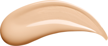 Smuga podkładu TIRTIR Mask Fit Red Cushion 21N Ivory, półmatowy, kremowa tekstura, widok z bliska.