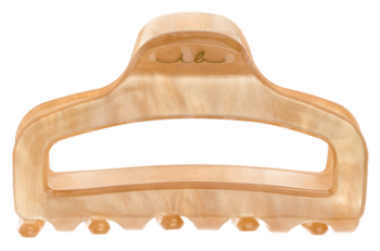 Średnia beżowa klamra Invisibobble do włosów z marmurowym deseniem, otwarta, widok z przodu.