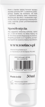 Biała tubka matującego kremu SPF 50, widok z tyłu z czytelnym kodem kreskowym i polskim opisem.