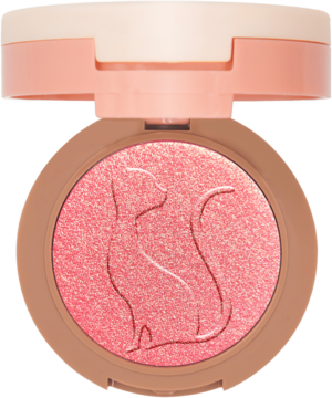 Różowo-koralowy róż/rozświetlacz J. Cat Beauty One in a Melon, z wytłoczonym kotem, w otwartym brzoskwiniowym kompakcie.