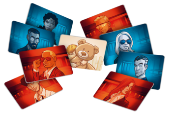 Rozrzucone, kolorowe karty gry "Tajniacy" z wizerunkami agentów i haseł do dedukcji.