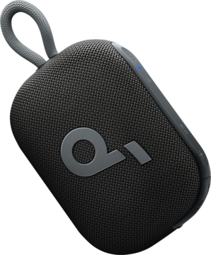 Ciemnoszary, przenośny głośnik Soundcore Select 4 Go, z logiem, materiałową kratką i pętlą, widok z przodu.