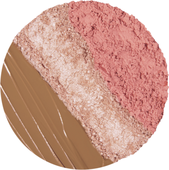 Zbliżenie na paletę Kaja Play Bento z kremowym bronzerem, pudrowym rozświetlaczem i różem do konturowania.