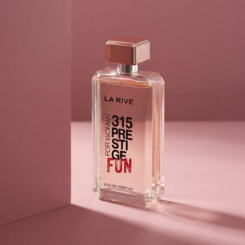 La Rive 315 Prestige Fun EDP, kwiatowo-owocowy zapach dla kobiet, prostokątny flakon na różowym tle, widok z przodu.