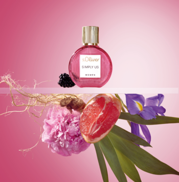 s.Oliver SIMPLY US perfumy w okrągłym flakonie, z irysem, grejpfrutem i jeżyną, na różowym tle.