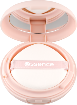 Otwarty podkład w poduszeczce essence silky CUSHION, jasnoróżowe etui z lusterkiem i białą gąbeczką.