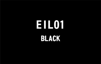 Czarny ekran z białym tekstem EIL01 i BLACK, odnoszący się do koloru eyelinera NYX Epic Ink Liner.