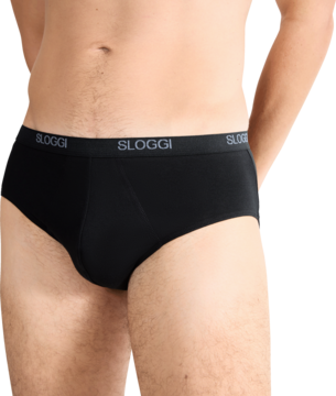 Czarne slipy męskie Sloggi Men Basic Midi, z szarym pasem i białym logo Sloggi, noszone przez modela.