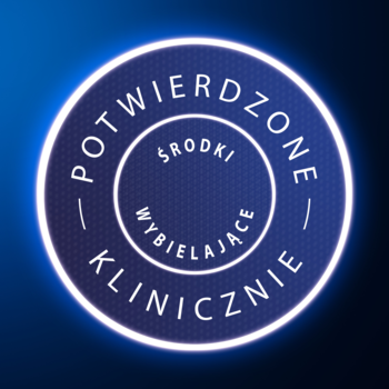 Niebieski, okrągły znak jakości z białym tekstem: 'Potwierdzone Klinicznie Środki Wybielające'. Z efektem poświaty.