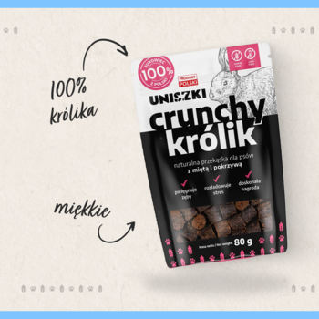 Biało-czarna saszetka Uniszki Crunchy Królik z tekstem '100% królika', 'miękkie' dla psów, widok z przodu.
