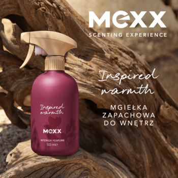 MEXX Scenting Experience Inspired Warmth, ciemnoróżowy spray do wnętrz 300ml na drewnie, z nutami jabłka i wanilii.