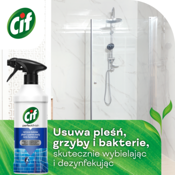 Cif Perfect Finish spray do usuwania pleśni, grzybów i bakterii, butelka z etykietą obok lśniącej kabiny prysznicowej.