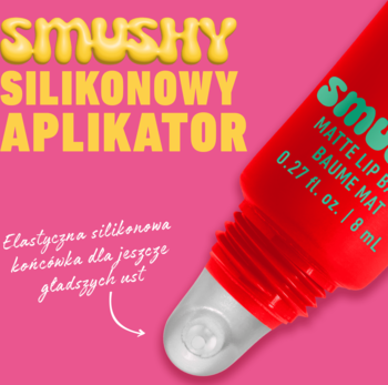 Zbliżenie na czerwony Smushy Matte Lip Balm z innowacyjnym silikonowym aplikatorem do gładkich ust.