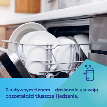 Czyste, białe talerze w otwartej zmywarce. Reklama tabletek Canpol babies z aktywnym tlenem i butelką.