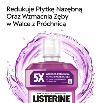 Listerine Total Care, fioletowy płyn do płukania ust w butelce, otoczony dynamiczną falą, redukuje płytkę nazębną i wzmacnia zęby.
