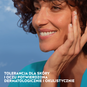 Uśmiechnięta kobieta z tekstem: Tolerancja dla skóry i oczu potwierdzona dermatologicznie i okulistycznie, krem NIVEA Q10.