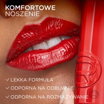 Zbliżenie na lśniące, czerwone usta modelki, obok pomadka Infaillible Laque Resistance. Widoczne hasła o trwałości.