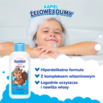 Butelka Bambino Dzieciaki Żelowe Bąbelki Dumy 2w1 (beaver) i uśmiechnięte dziecko w pianie. Delikatny żel.