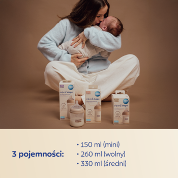 Mama z dzieckiem i beżowymi butelkami antykolkowymi Canpol Natural Shape; brązowe tło, tekst 3 pojemności.