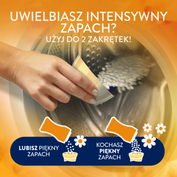 Ręka wsypuje białe perełki zapachowe Lenor Gold Orchid do pralki, ilustrując dawkowanie dla intensywnego zapachu.