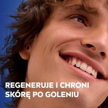 Mężczyzna uśmiecha się, ukazując gładką skórę. Hasło: "REGENERUJE I CHRONI SKÓRĘ PO GOLENIU", NIVEA MEN Silver Protect.