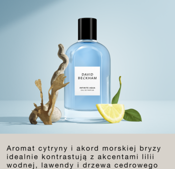 Woda perfumowana David Beckham Infinite Aqua, niebieska butelka z czarną nakrętką, cytryną i morskimi algami.