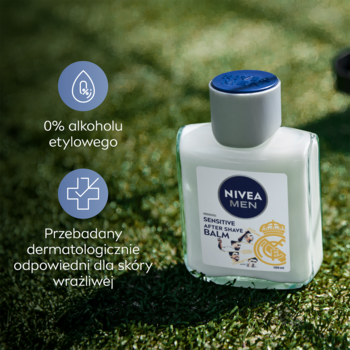Balsam po goleniu NIVEA MEN Sensitive, butelka 0% alkoholu na trawiastym tle, widok z przodu.