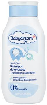 Babydream Sensitive Szampon do włosów z rumiankiem i pantenolem w białej butelce z niebieską nakrętką, widok z przodu.