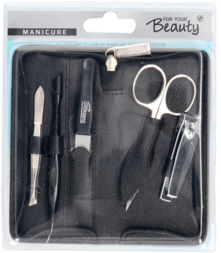 5-częściowy zestaw do manicure w czarnym skórzanym etui, widok z góry; nożyczki, pilnik, obcinacz.