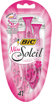 Opakowanie 4 różowych maszynek BIC Miss Soleil z 3 ostrzami i witaminą E, widok z przodu.