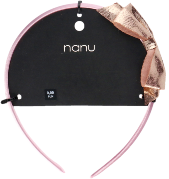 Różowa opaska NANU z metaliczną kokardą w kolorze różowego złota i czarną metką z ceną 3.99 PLN.