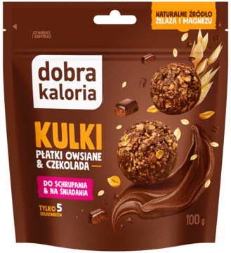 Dobra Kaloria Kulki owsiane i czekolada 100g w brązowej torebce. Dwie kulki, płatki owsiane, czekolada, widok z przodu.