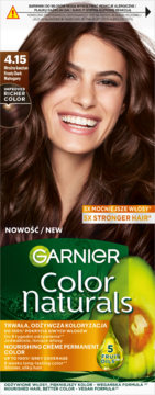 Garnier Color Naturals 4.15 Frosty Dark Mahogany farba do włosów, modelka z lśniącymi brązowymi włosami, widok z przodu.