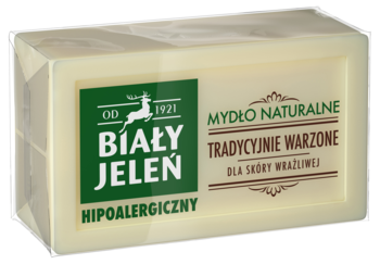 Biały Jeleń hipoalergiczne mydło naturalne, biała kostka z zieloną etykietą, widok z przodu.