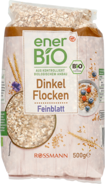 Płatki orkiszowe enerBio BIO Dinkel Flocken 500g w przezroczystej torbie, zielone logo, widok z przodu.