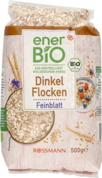 Płatki orkiszowe enerBio BIO Dinkel Flocken 500g w przezroczystej torbie, zielone logo, widok z przodu.