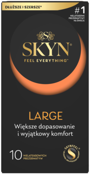 Czarna paczka prezerwatyw SKYN Large, nielateksowych, dłuższych i szerszych, z pomarańczowym łukiem, widok z przodu.
