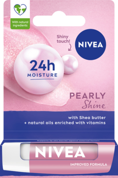 Różowy blister pomadki NIVEA Pearly Shine z masłem Shea, zapewnia 24h nawilżenia i perłowy blask, widok z przodu.