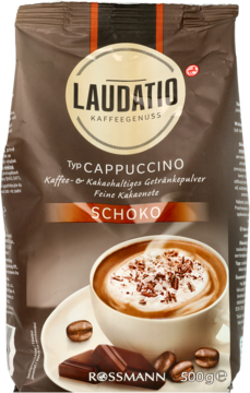 Laudatio Cappuccino Schoko 500g: brązowa torebka z kawą i kakao, z filiżanką i czekoladą na etykiecie.