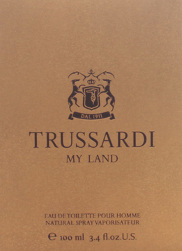 Złoto-brązowe opakowanie perfum Trussardi My Land Eau de Toilette 100ml, widok z przodu, z emblematem.