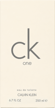 Beżowe opakowanie Calvin Klein One eau de toilette, widok z przodu, szare logo 'ck one', pojemność 200 ml.