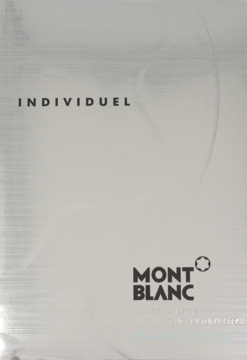 Srebrne opakowanie Mont Blanc Individuel, drzewno-orientalnej wody toaletowej dla mężczyzn, widok z przodu.