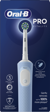 Oral-B PRO Vitality elektryczna szczoteczka w jasnoniebieskim kolorze, widok z przodu opakowania.